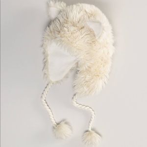 American Eagle kitty trapper hat